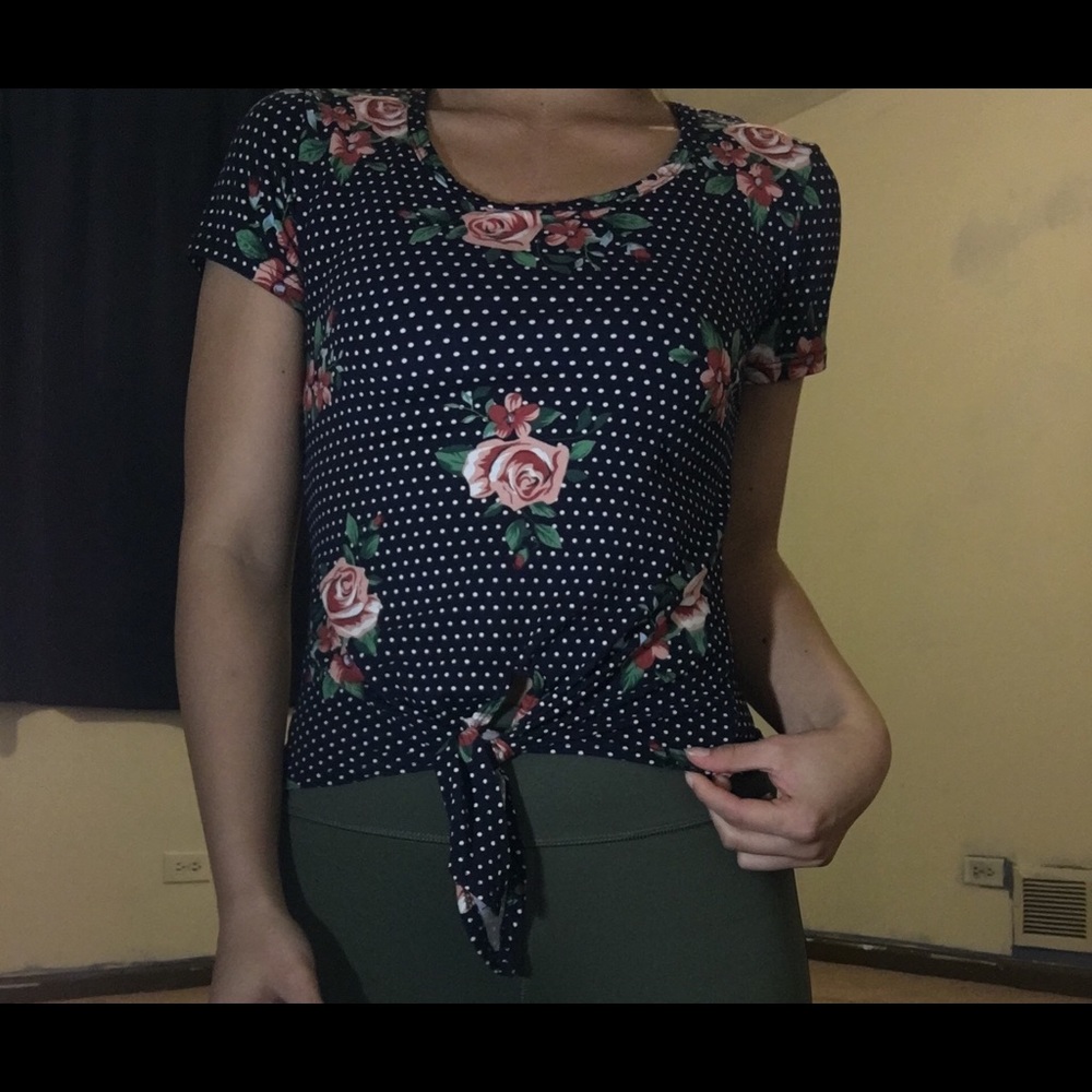 Tie up floral shirt